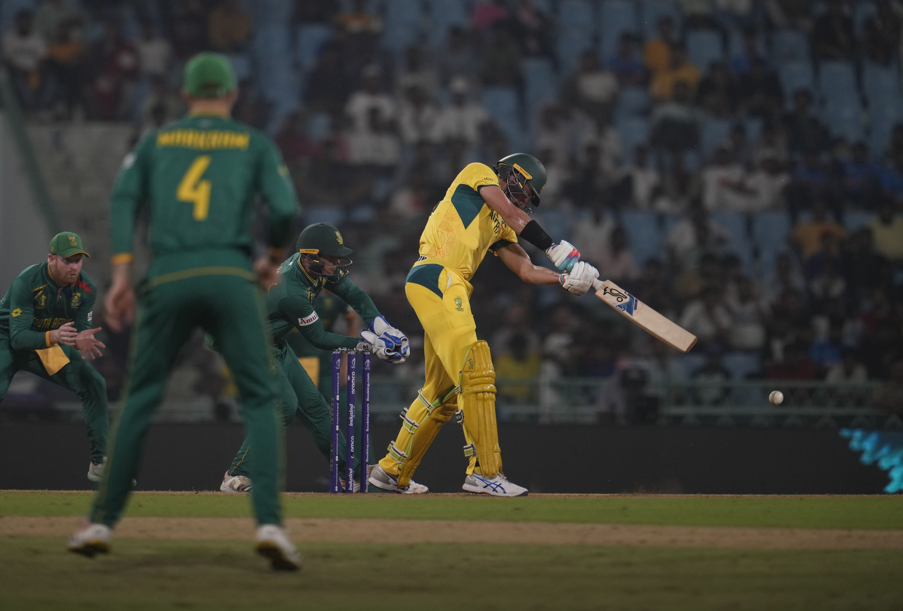 विश्वकप क्रिकेट : दक्षिण अफ्रिकाद्वारा अष्ट्रेलिया १३४ रनले पराजित